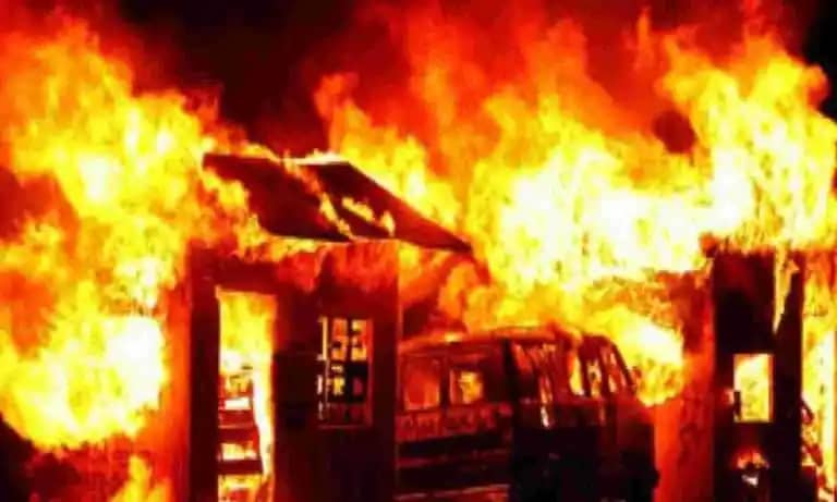 BREAKING NEWS: KATSINA GOVERNMENT HOUSE ENGULFED BY FIRE