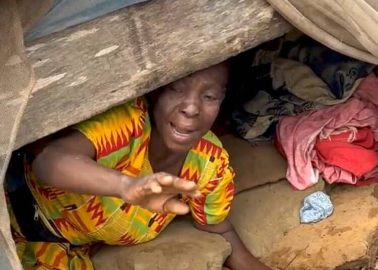 POPULAR IBADAN PASTOR, AGBALA GABRIEL, RESCUES WOMAN LIVING IN CAGE WITH DAUGHTERS