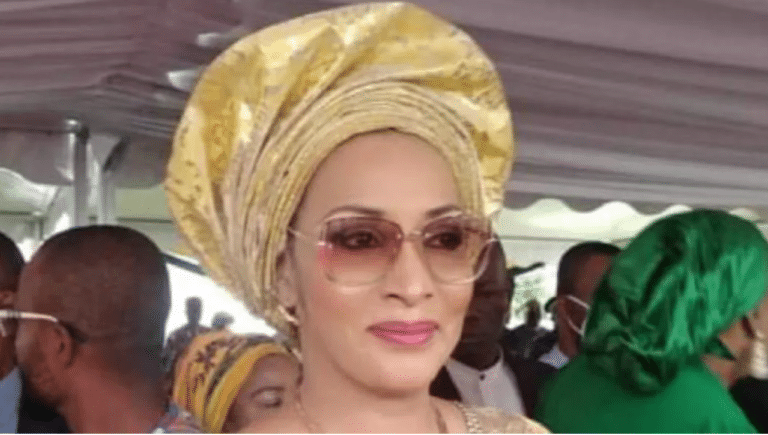 SENATORS ASK BIANCA TO BOW AND GO AFTER MINISTERIAL SCREENING